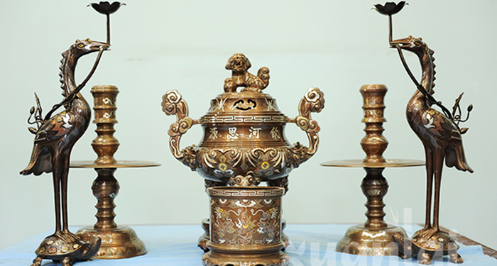 Bộ đồ thờ bằng đồng ngũ sự tam cui khảm tam khí cao 60cm